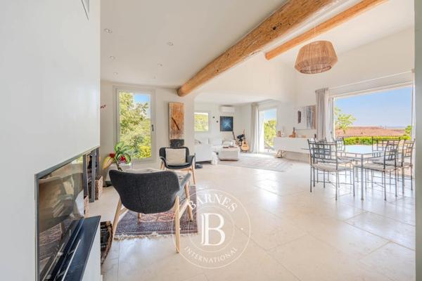 Aix-en-Provence, Maison 4 Chambres -  189 m² à vendre