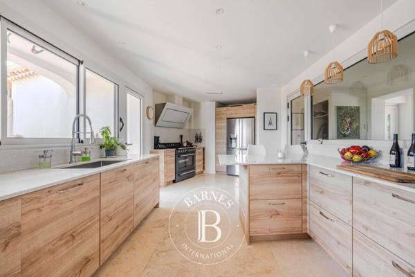 Aix-en-Provence, Maison 4 Chambres -  189 m² à vendre