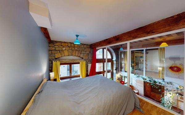 Appartement à vendre    4 pièces • 93 m2 Lyon 4