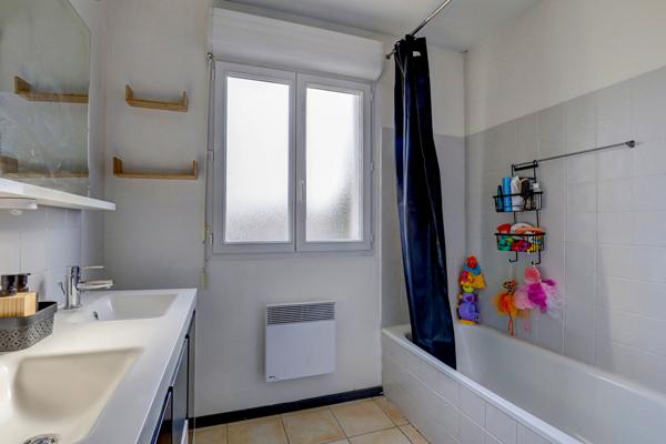 Maison T5 - 96 m2 - BESSIERES -