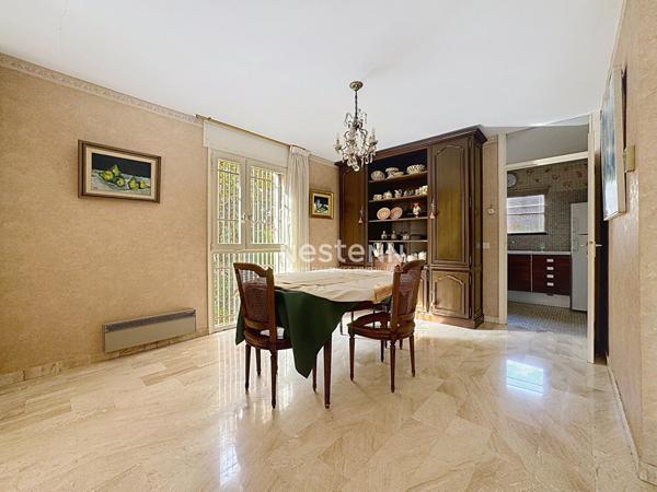 Maison a vendre a Perpignan de 170m2 - Secteur La Lunette en 4 faces et garage double.