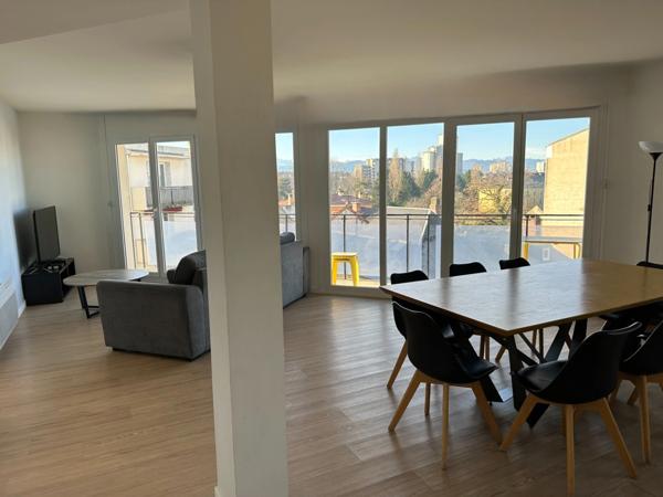 Appartement à vendre 5 P -TARBES (65) - 4 chambres - 2 salles d'eau