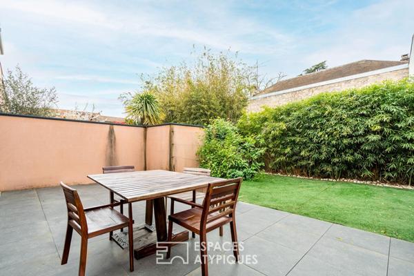 Loft en duplex avec terrasse et jardin