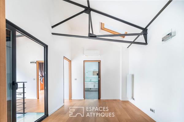 Loft en duplex avec terrasse et jardin