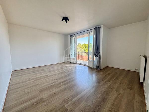 Appartement Ballancourt 3 pièces 2 chambres 65m²