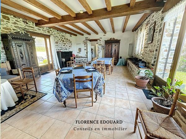 Maison 13 pièces - 368 m²