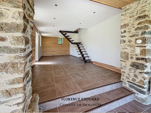 Maison 13 pièces - 368 m²