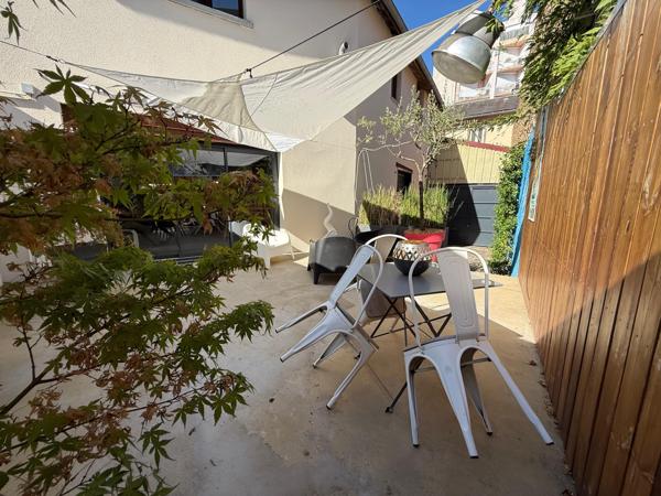 Appartement
         6 pièces
        - 128 m² Exclusivité 325 000 €*