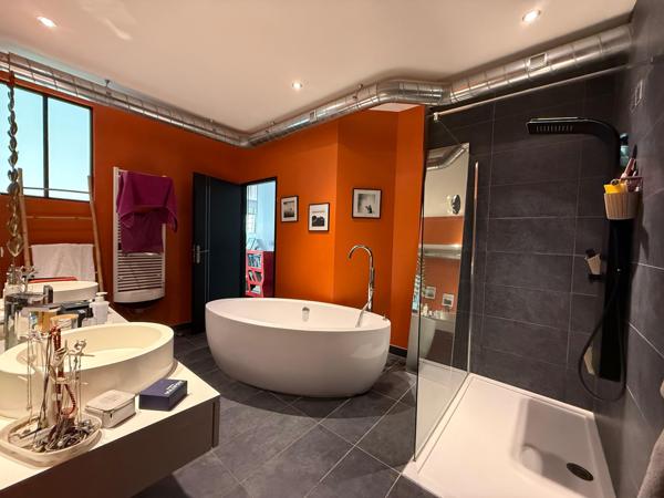 Appartement
         6 pièces
        - 128 m² Exclusivité 325 000 €*