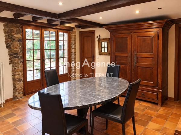 Maison à MANTES-LA-JOLIE, 78200 - 8 pièces 183m²
