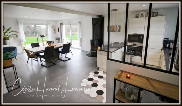 Pontorson (50170) SOUGEAL - Pavillon 2021 de 130 m² - 4 Chbres. Terrain: 1590 m² - DPE: A.