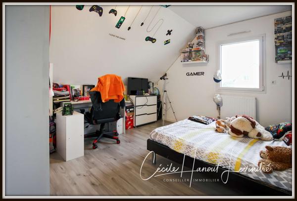 Pontorson (50170) SOUGEAL - Pavillon 2021 de 130 m² - 4 Chbres. Terrain: 1590 m² - DPE: A.