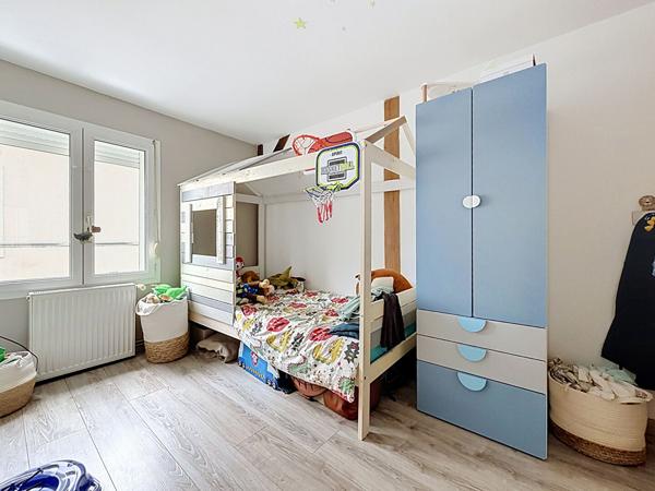 Maison à vendre située dans le bourg du Lion d'Angers - 99m2 de surface - 3 chambres