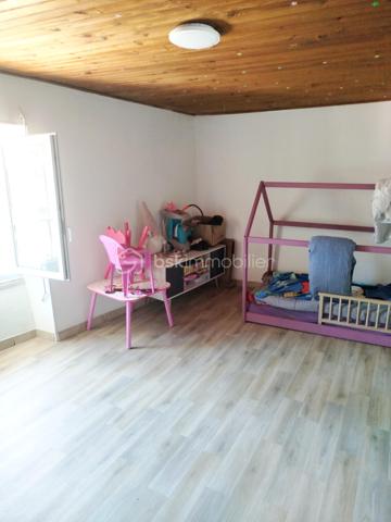 Immeuble mixte de 330 m²