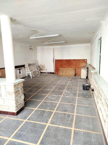 Immeuble mixte de 330 m²