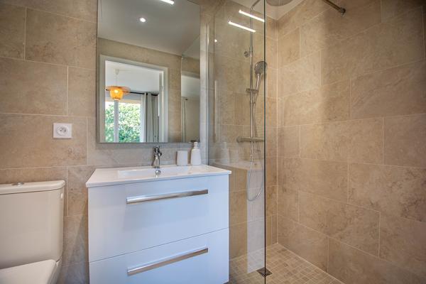 Appartement avec terrasse et jardin