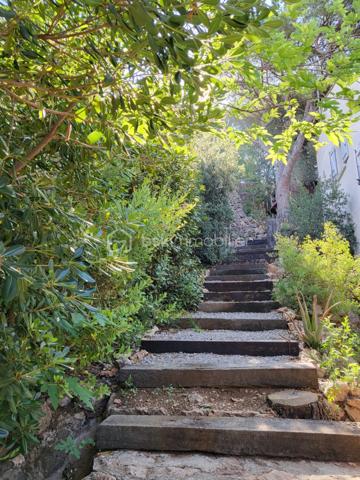 Propriete de 222,12 m²