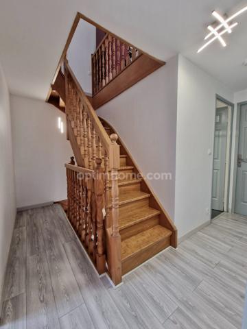 Situation en impasse Maison 5 chambres