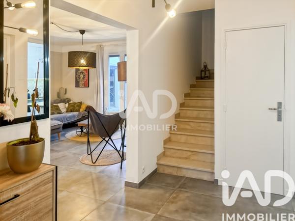 Maison à vendre 5 pièces 89 m² Nîmes