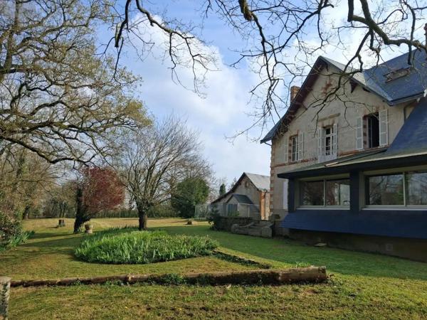 Achat - Maison Montrevault-sur-Èvre 49110 9 pièces 250 m 2