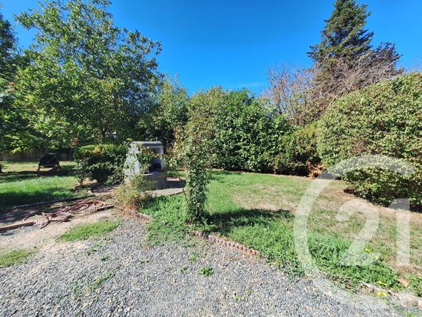 Maison à vendre  7 pièces - 185,77 m 2   LA CHATRE  - 36