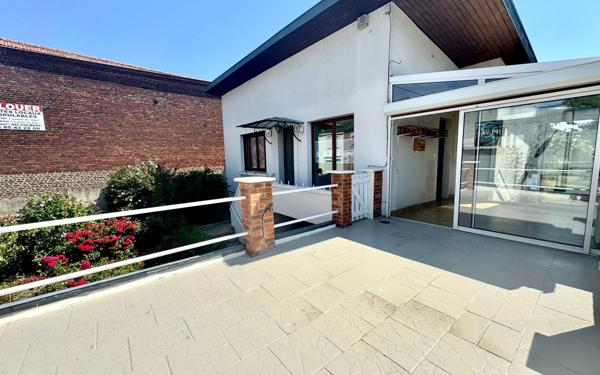 Maison à vendre    3 pièces • 90 m2 Saint-Quentin