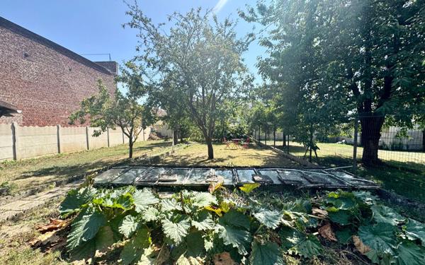 Maison à vendre    3 pièces • 90 m2 Saint-Quentin