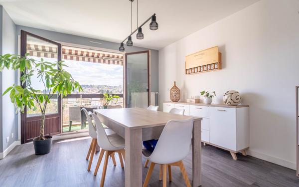 Appartement à vendre    5 pièces • 88 m2 Villefranche-sur-Saône