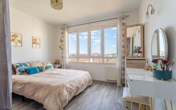 Appartement à vendre    5 pièces • 88 m2 Villefranche-sur-Saône