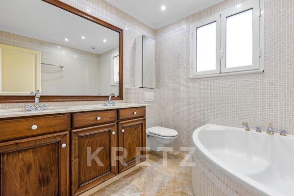 Appartement 5 pièces Terrasses Mandelieu