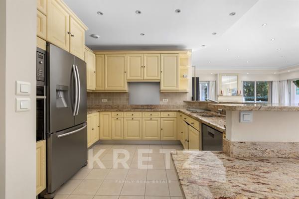 Appartement 5 pièces Terrasses Mandelieu