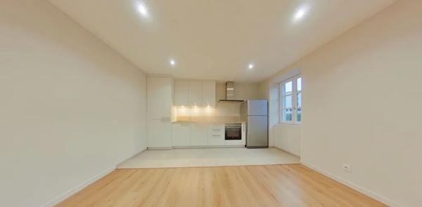 APPARTEMENT T4 A LOUER - L ARBRESLE 84.84 m 2 1 020 € charges comprises par mois