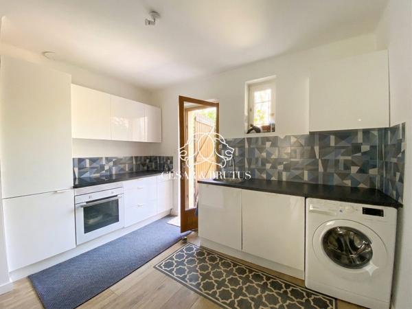 Rez-de-Jardin dans un petit immeuble – Lyon 8ème