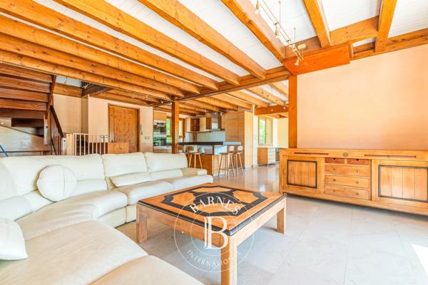Veigy-Foncenex, Maison 5 Chambres -  212 m² à vendre