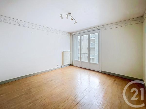 Appartement F3 à vendre  3 pièces - 64,43 m 2   CLERMONT FERRAND  - 63