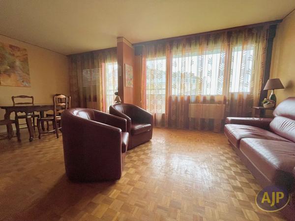 Vente appartement La Roche Sur Yon : 129 720 € - AJP Immobilier La Roche-sur-Yon