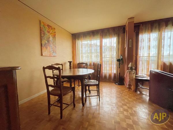 Vente appartement La Roche Sur Yon : 129 720 € - AJP Immobilier La Roche-sur-Yon