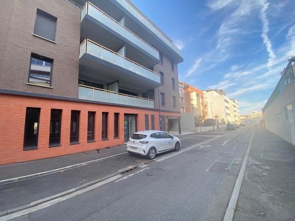 T3 Meublé Rénové entièrement avec Parking Quartier Compans & Amidonniers