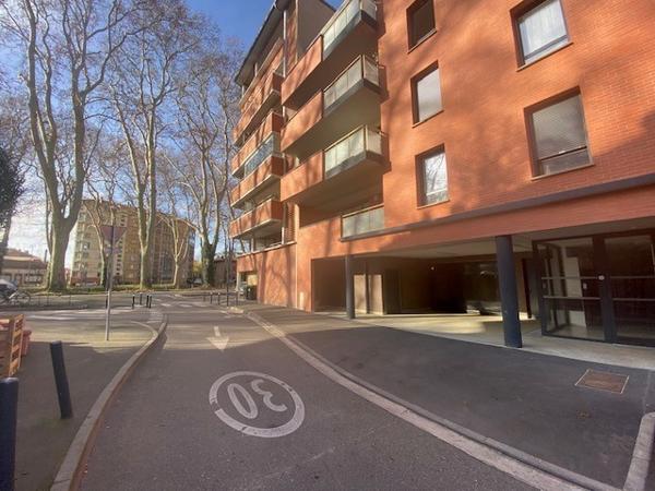 T3 Meublé Rénové entièrement avec Parking Quartier Compans & Amidonniers