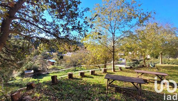 Maison 4 pièces de 100 m² à Levens (06670)