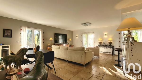 Maison 4 pièces de 100 m² à Levens (06670)