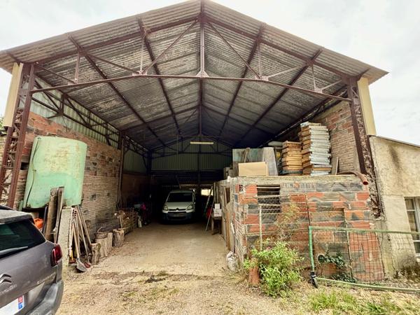 Hangar 250 m2