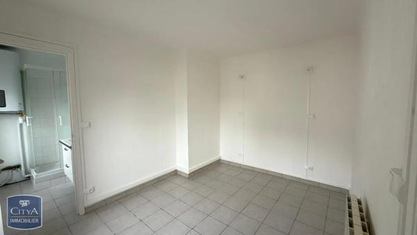 Appartement à louer 2 pièces 42m² Arras (62000)