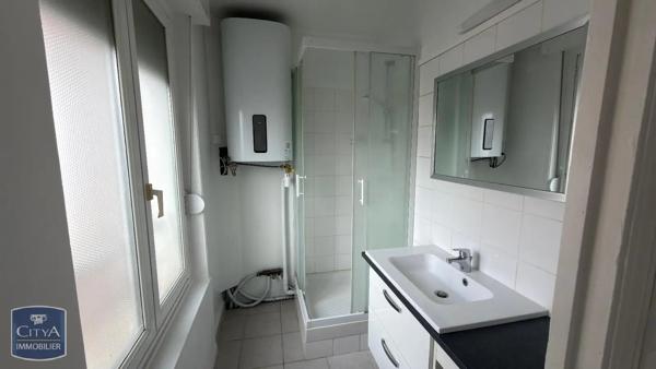 Appartement à louer 2 pièces 42m² Arras (62000)