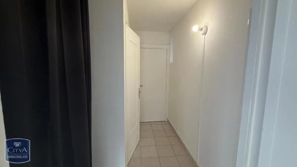 Appartement à louer 2 pièces 42m² Arras (62000)