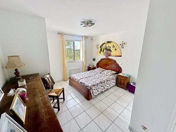 Maison Provençale à vendre au Tignet - 5 pièces + piscine + 2 appartements + Garage 120m²