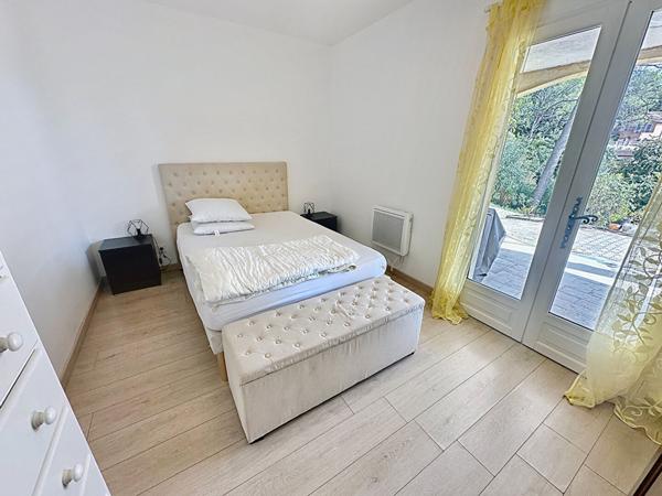 Maison Provençale à vendre au Tignet - 5 pièces + piscine + 2 appartements + Garage 120m²