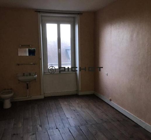 Autre 9 pièces 212 m²