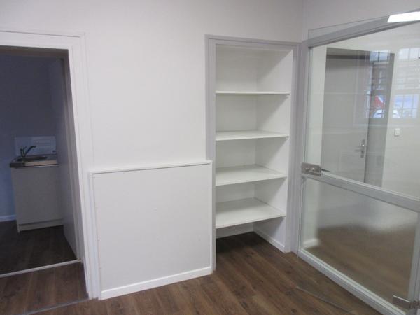 LOCAL EN REZ-DE-CHAUSSEE - LOCATION LOCAL BUREAU RODEZ