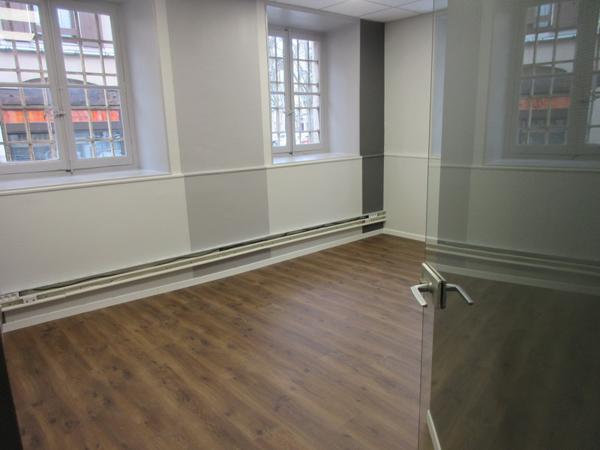 LOCAL EN REZ-DE-CHAUSSEE - LOCATION LOCAL BUREAU RODEZ